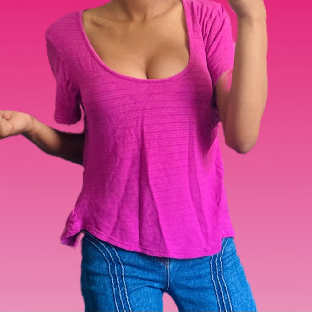 Magenta Exposed Zipper Tee